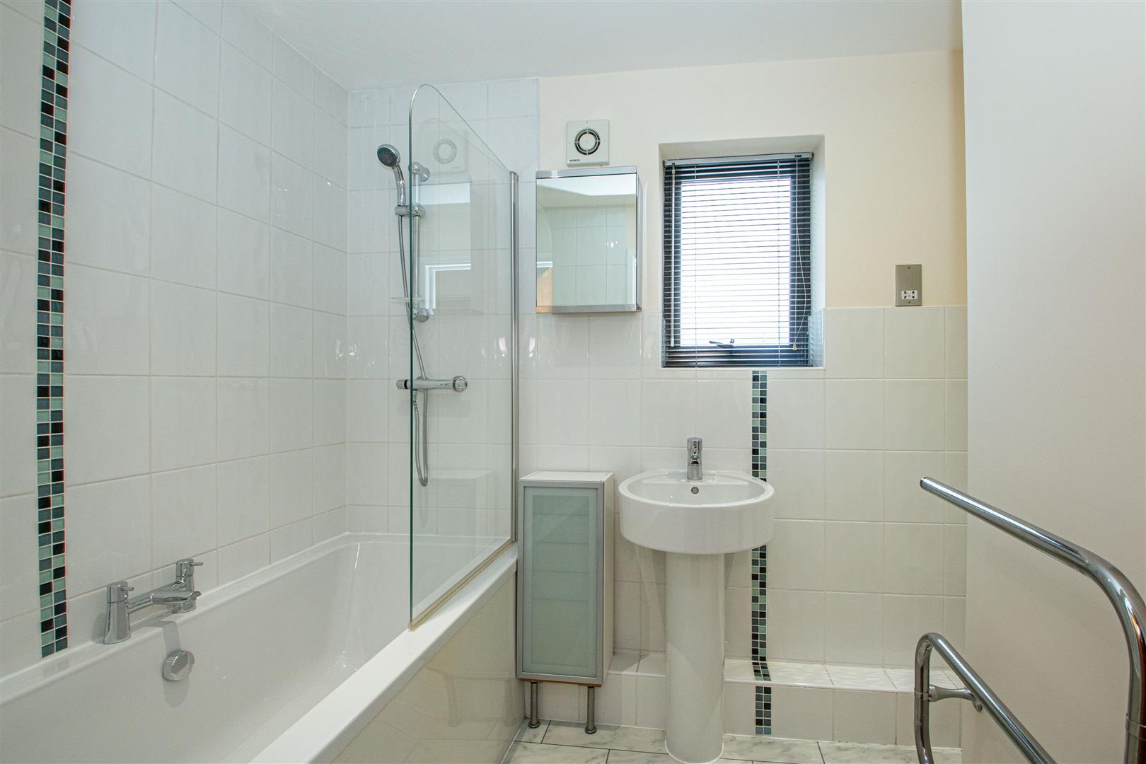1 bed property in Ironbridge Works, Newport Pagnell